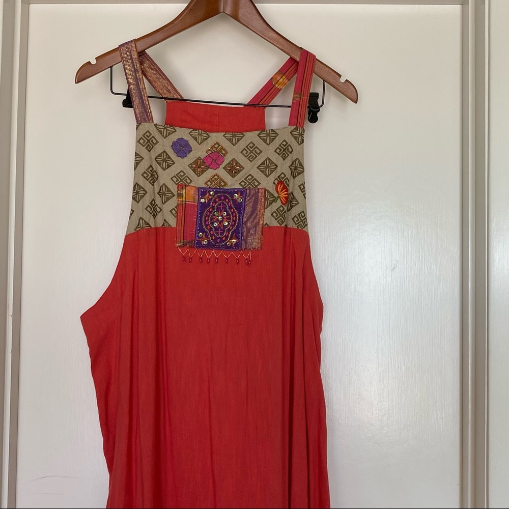 Elegant Red Sleeveless Dress